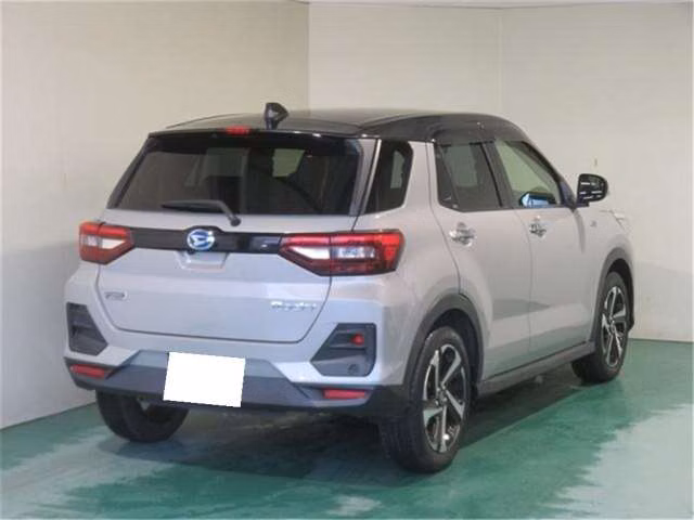 DAIHATSU ROCKY
