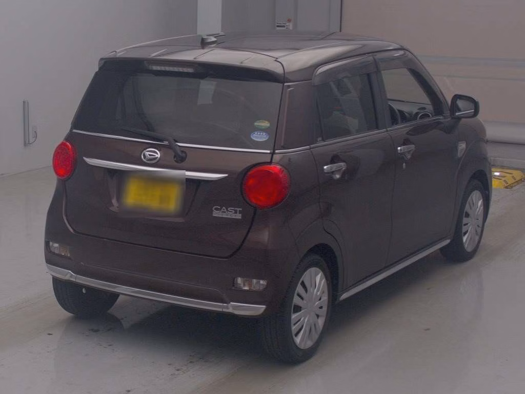 DAIHATSU CAST