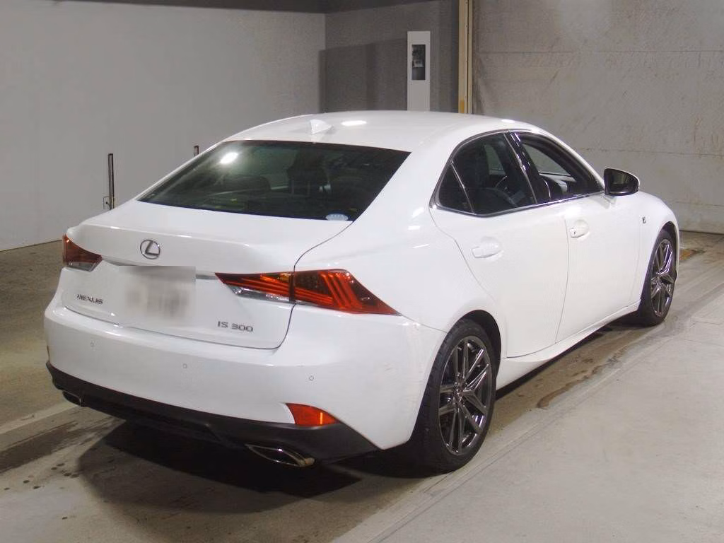 LEXUS IS300