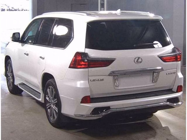 LEXUS LX570