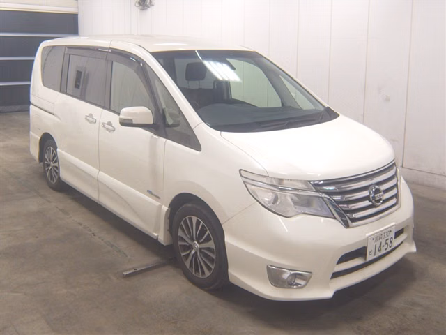 NISSAN SERENA
