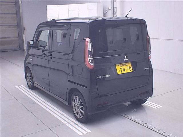 MITSUBISHI EK SPACE