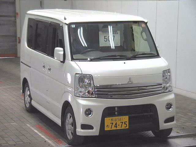 MITSUBISHI TOWN BOX