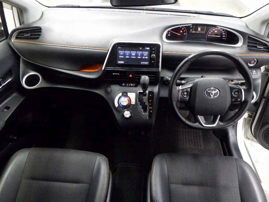 TOYOTA SIENTA