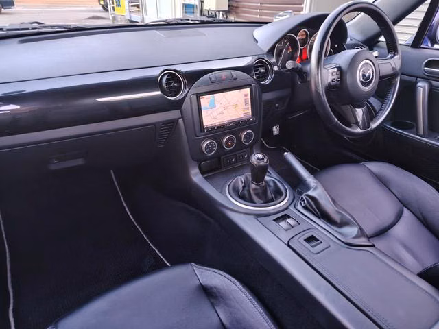 MAZDA ROADSTER