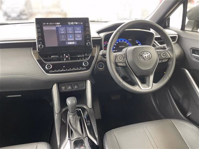TOYOTA COROLLA CROSS
