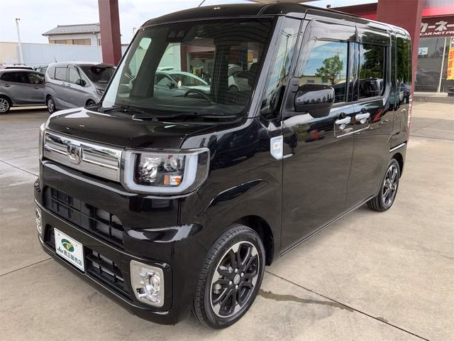 DAIHATSU WAKE