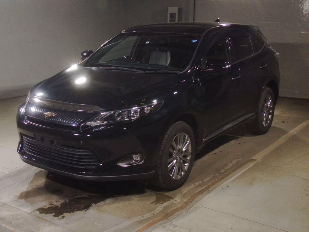 TOYOTA HARRIER
