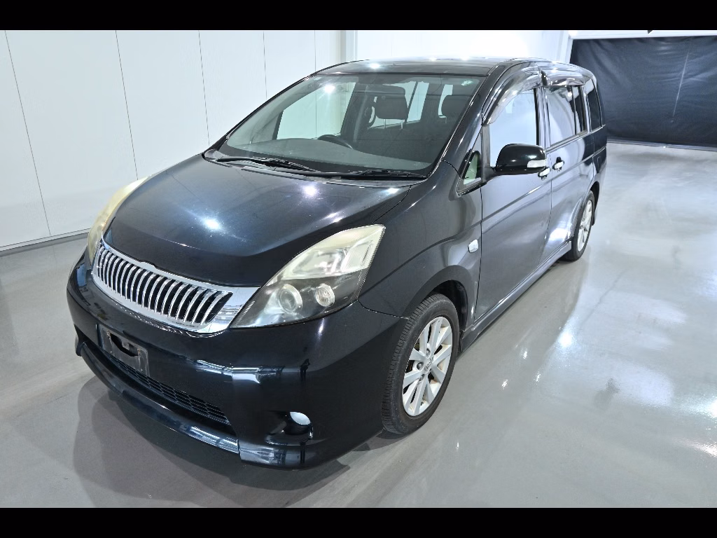 TOYOTA ISIS