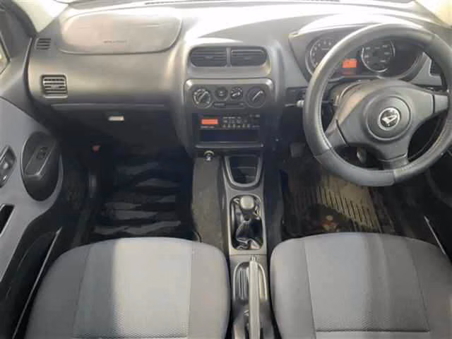 DAIHATSU TERIOS KID