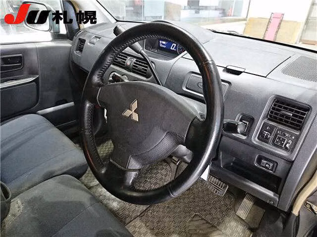 MITSUBISHI EK SPORT