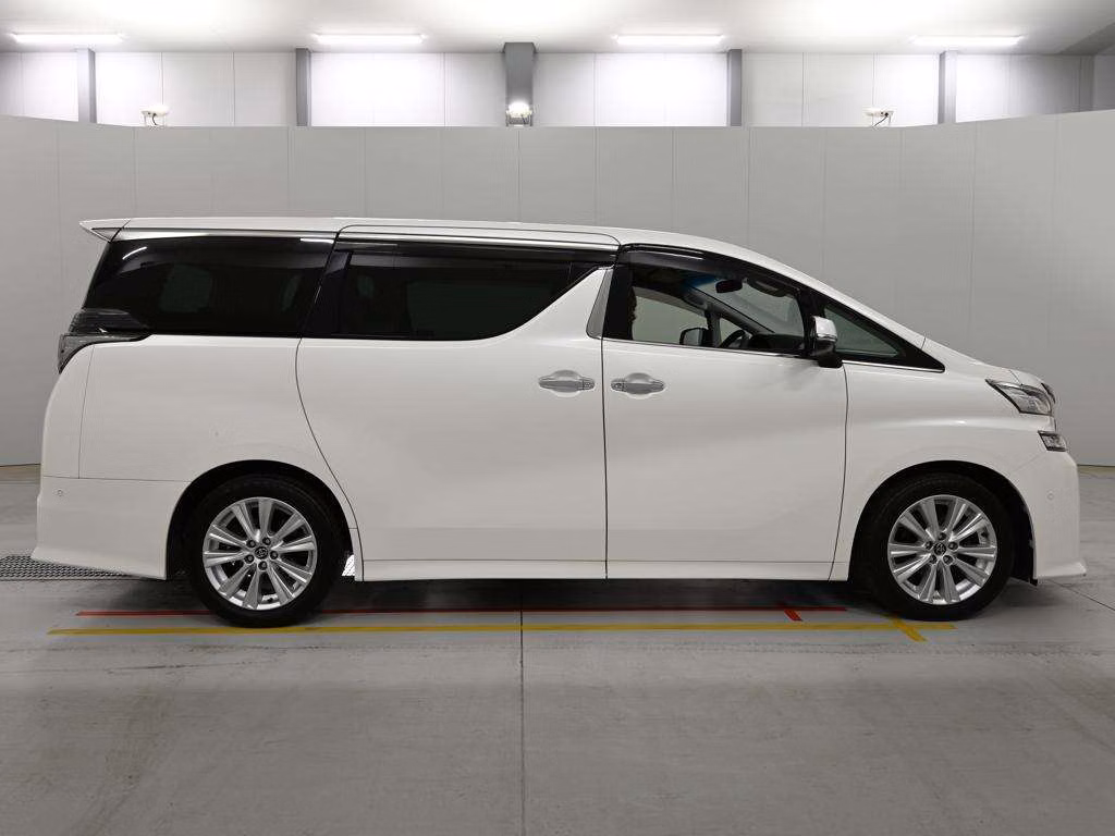 TOYOTA VELLFIRE