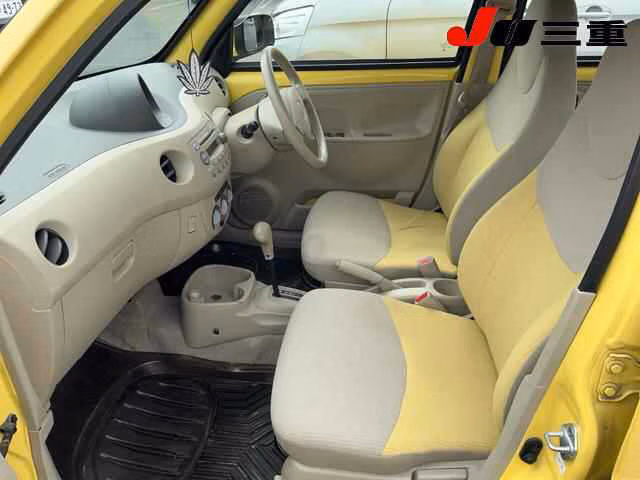 DAIHATSU ESSE