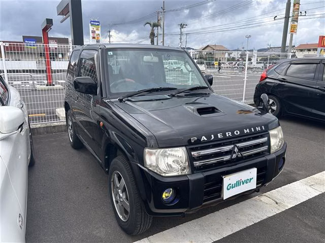 MITSUBISHI PAJERO MINI