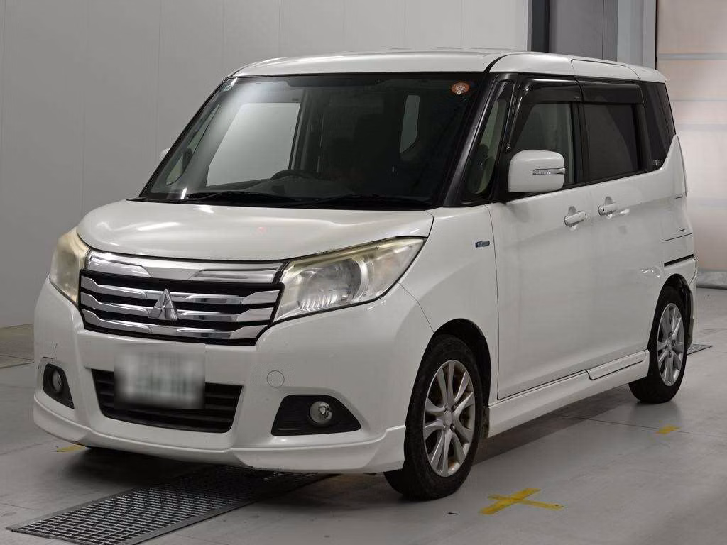 MITSUBISHI DELICA D:2