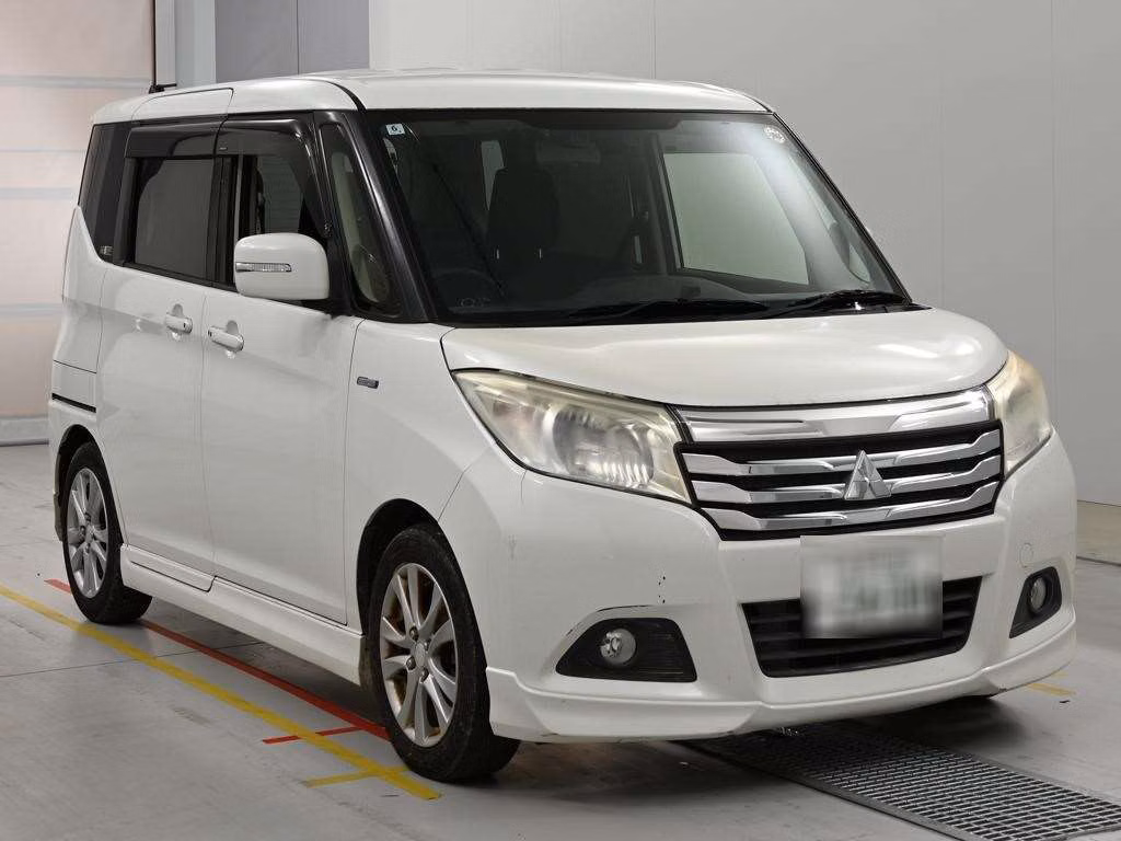 MITSUBISHI DELICA D:2