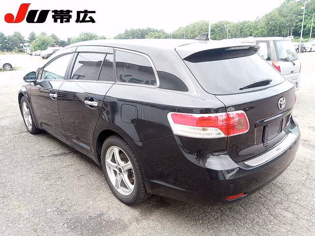 TOYOTA AVENSIS