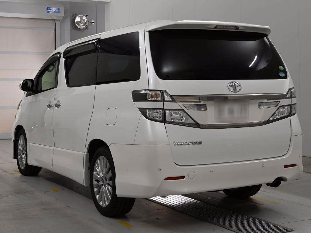 TOYOTA VELLFIRE