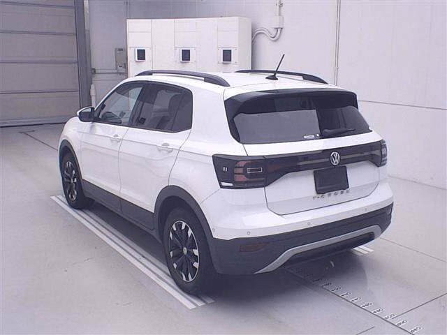 VOLKSWAGEN T-CROSS