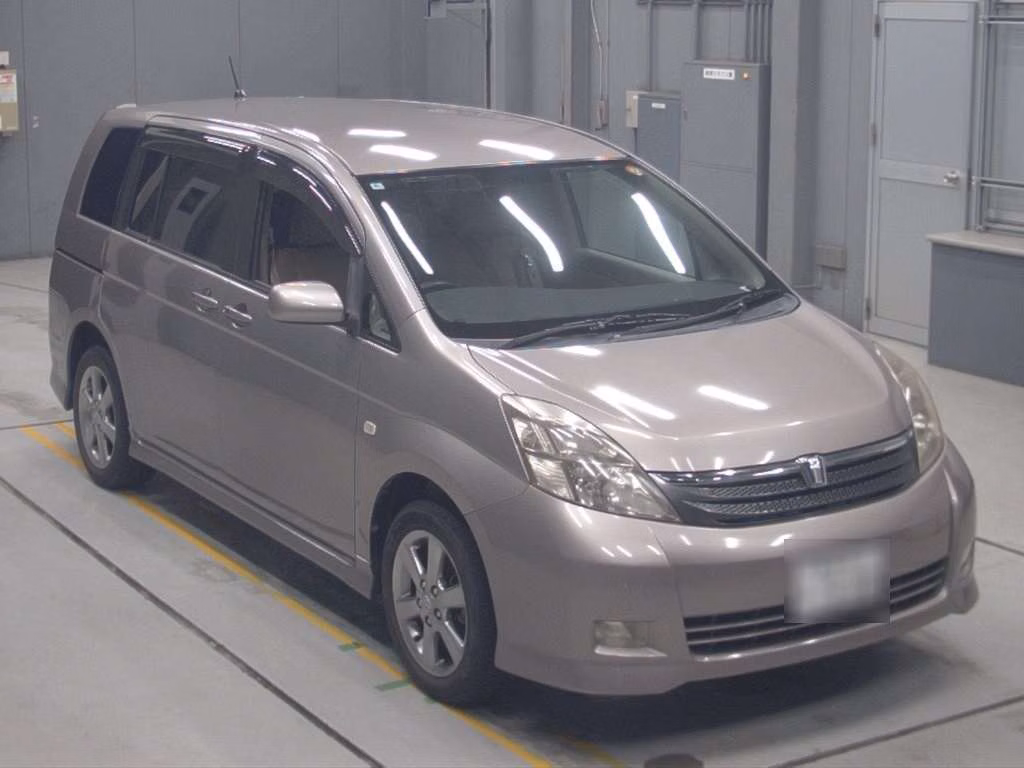 TOYOTA ISIS