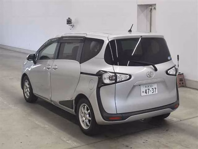 TOYOTA SIENTA