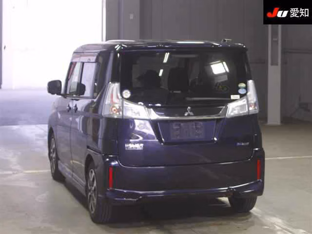 MITSUBISHI DELICA D:2