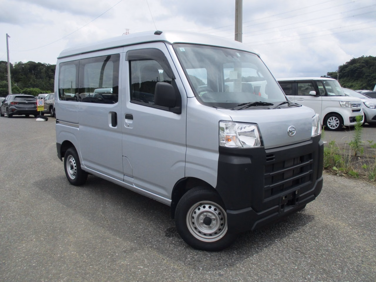 DAIHATSU ATRAI