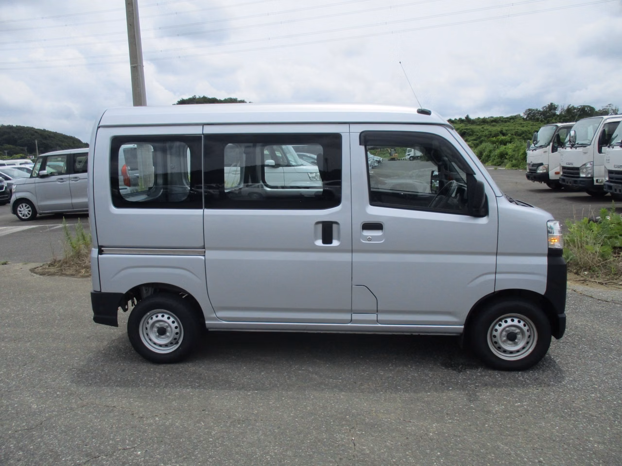 DAIHATSU ATRAI