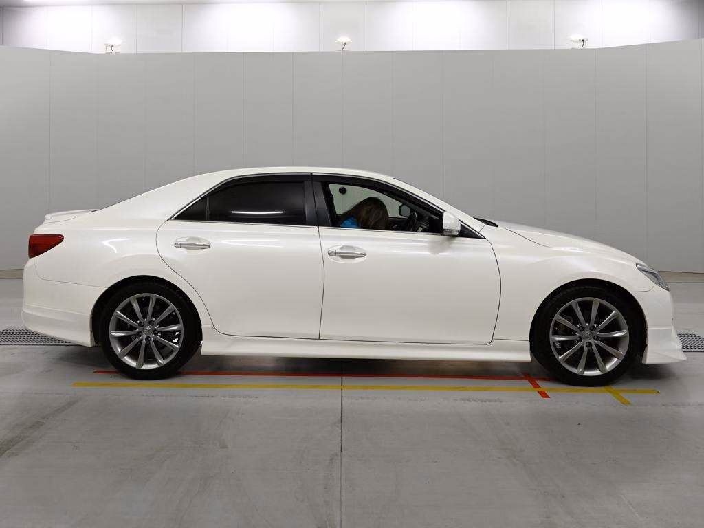 TOYOTA MARK X