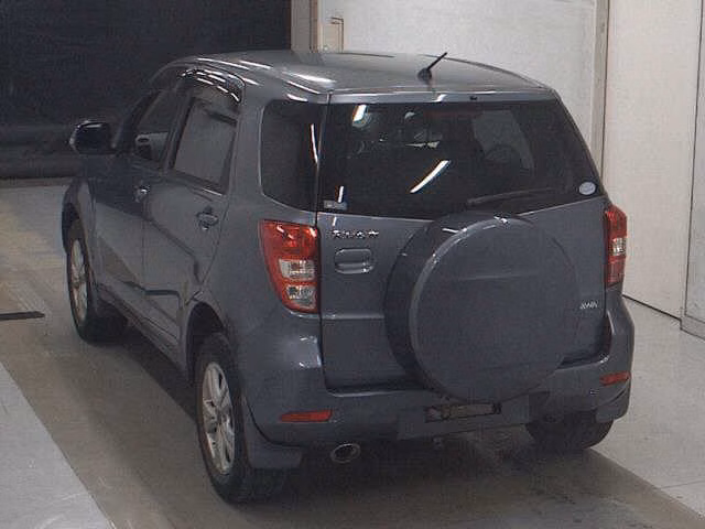 TOYOTA RUSH