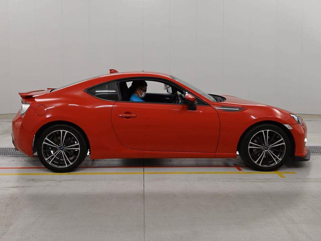 SUBARU BRZ