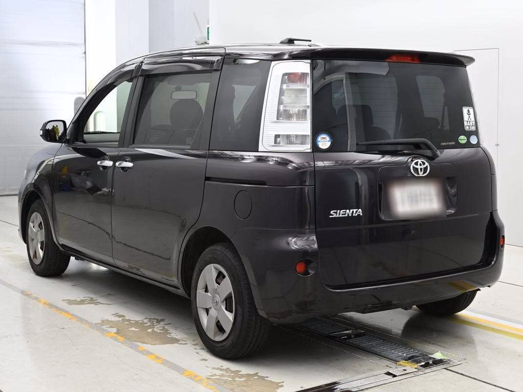 TOYOTA SIENTA