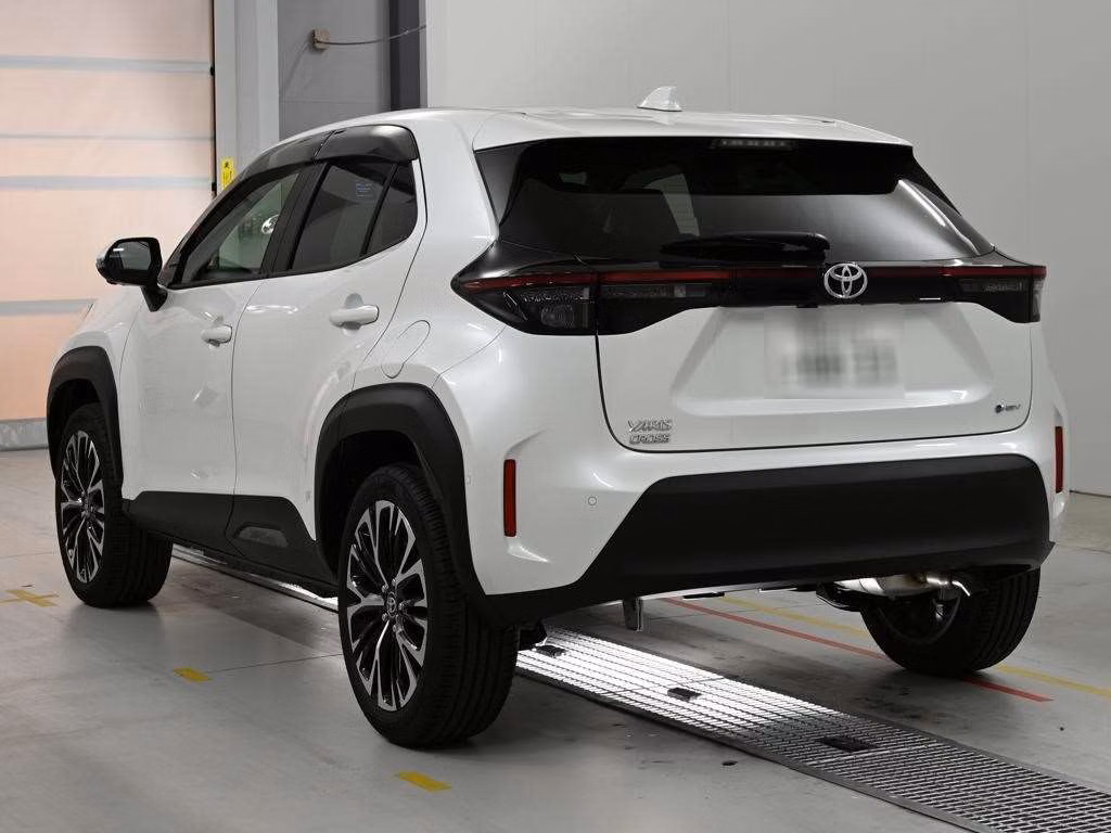 TOYOTA YARIS CROSS