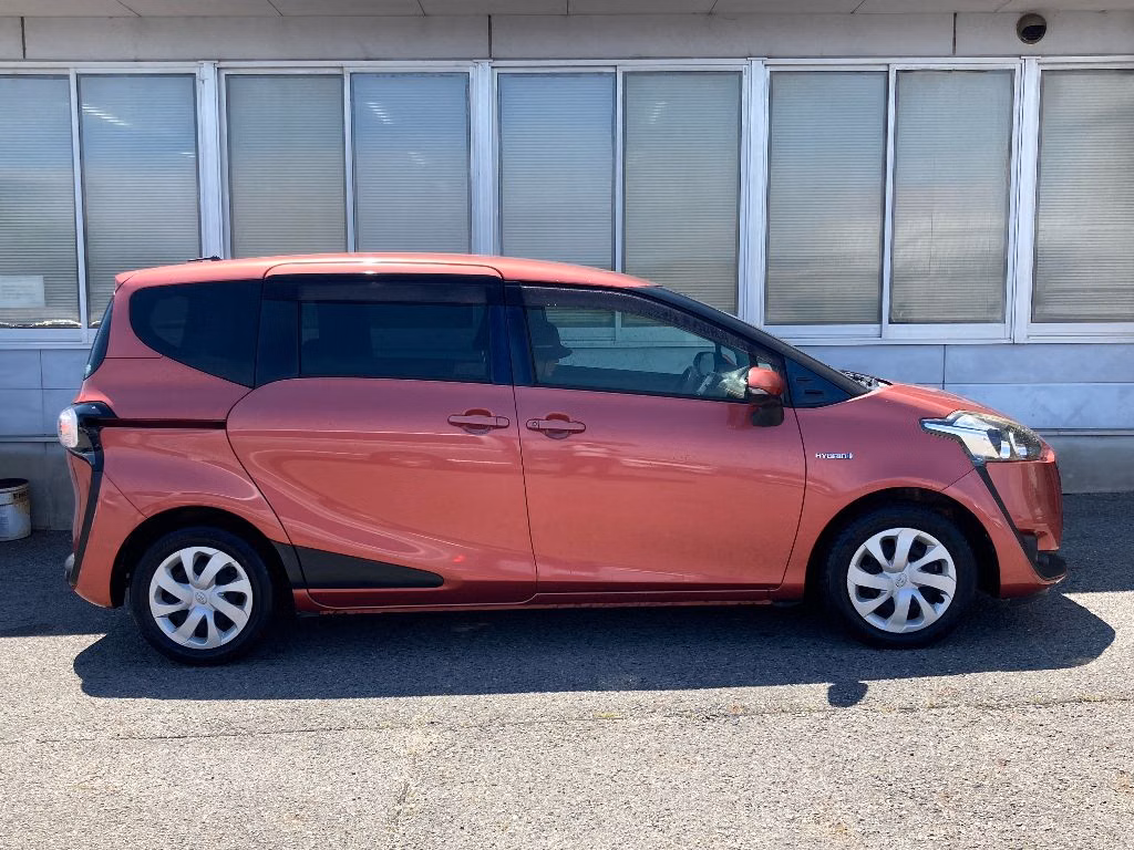 TOYOTA SIENTA