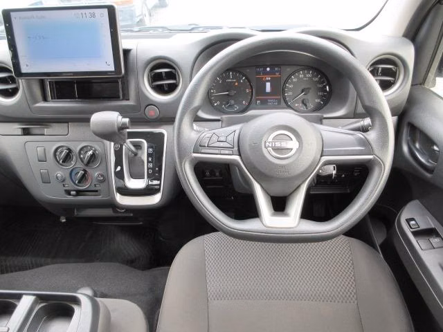 NISSAN CARAVAN