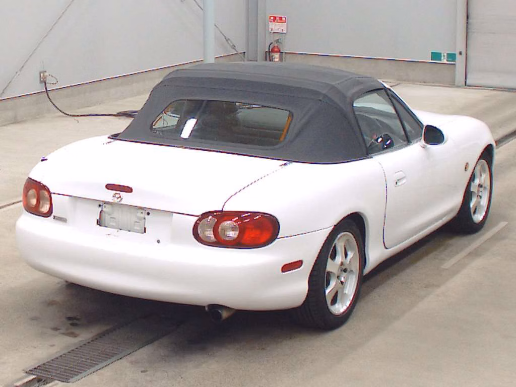 MAZDA ROADSTER