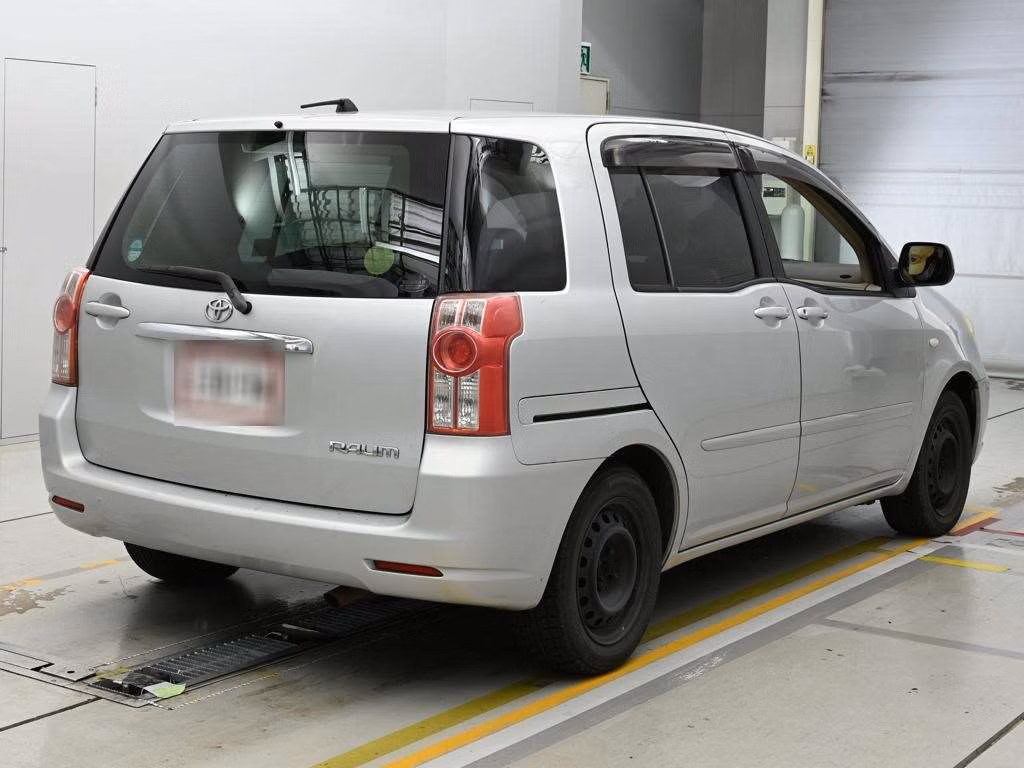 TOYOTA RAUM