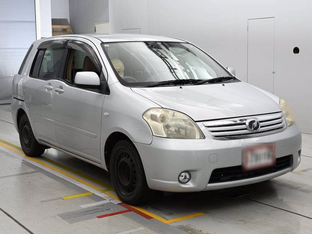 TOYOTA RAUM