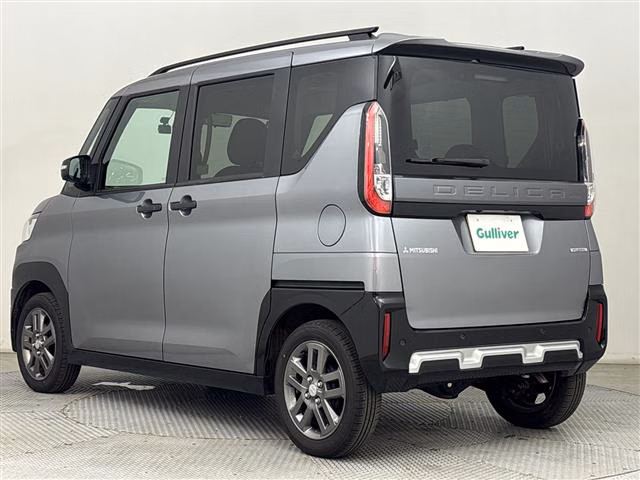 MITSUBISHI DELICA MINI