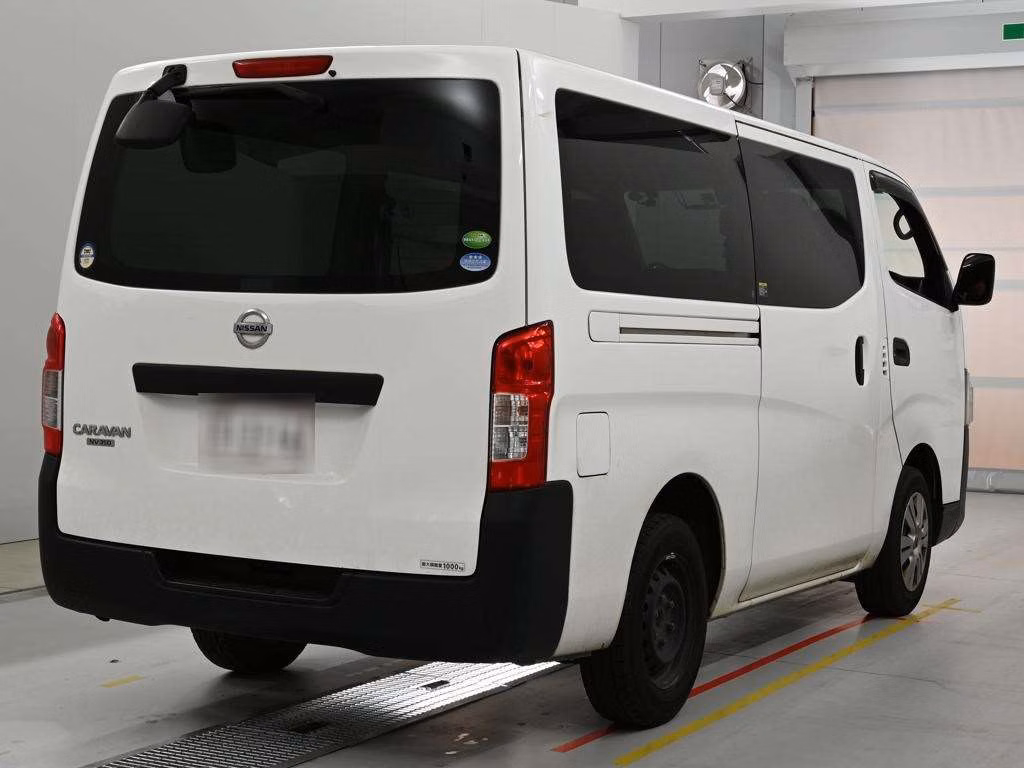 NISSAN NV350 CARAVAN