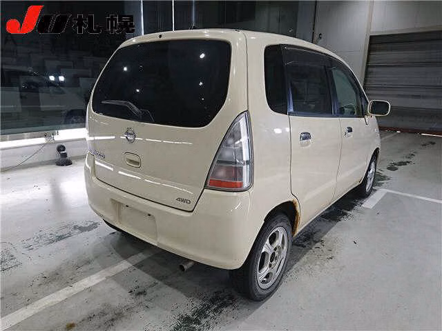 NISSAN MOCO
