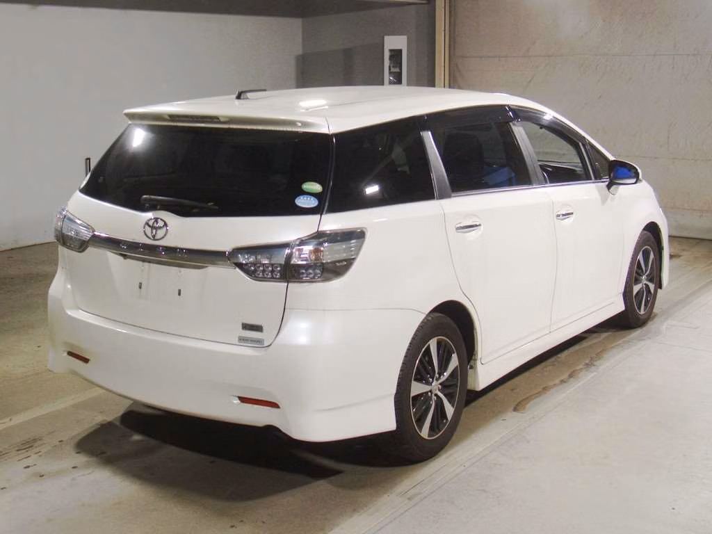 TOYOTA WISH