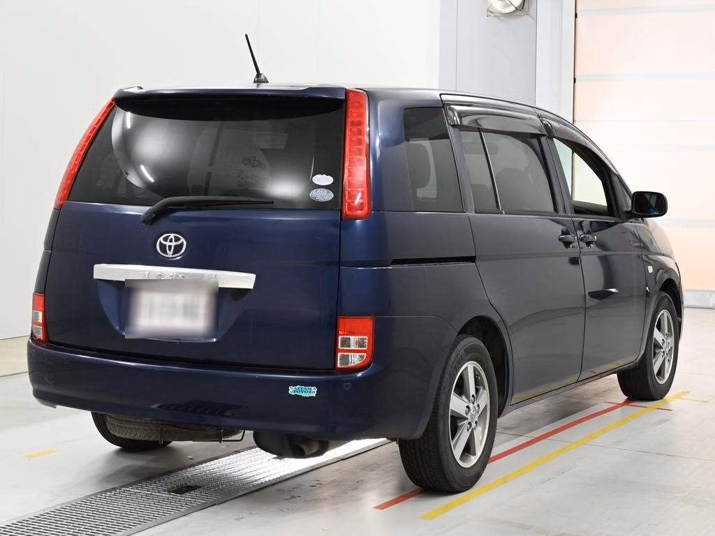 TOYOTA ISIS