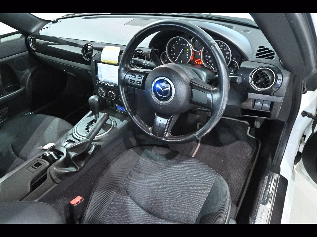 MAZDA ROADSTER
