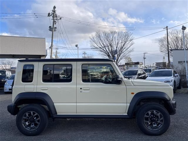 SUZUKI JIMNY