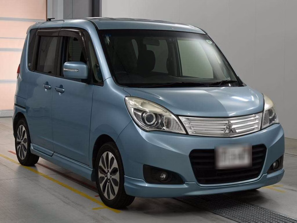 MITSUBISHI DELICA D:2