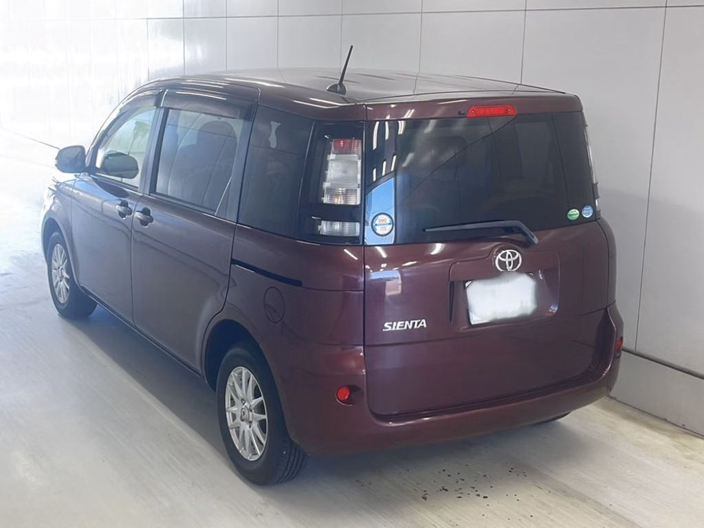 TOYOTA SIENTA