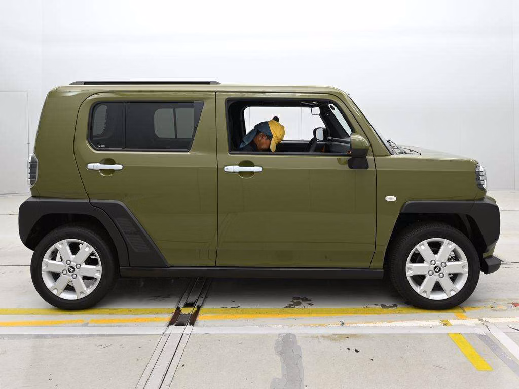 DAIHATSU TAFT