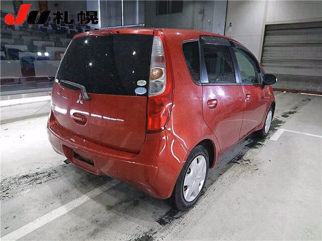 MITSUBISHI COLT
