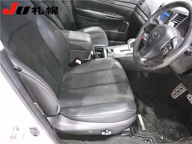 SUBARU LEGACY B4